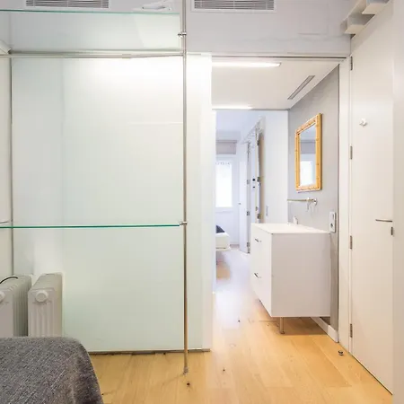 My Space - 2 Bedroom In Uptown *